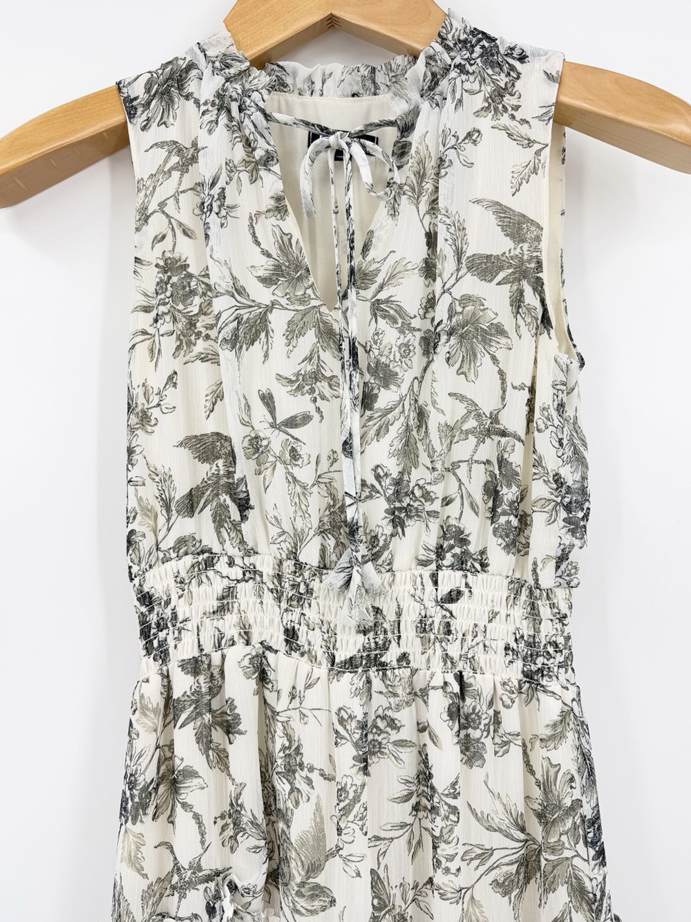 Express Floral Toile Tiered Maxi Dress Cream Gray Sleeveless Cottagecore XS - Picture 12 of 13